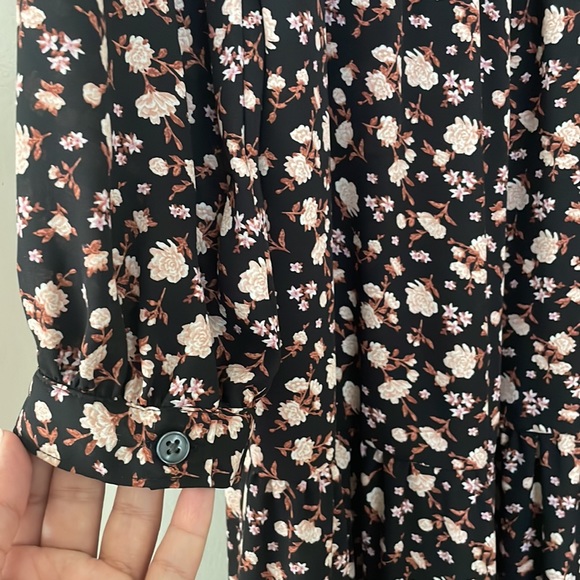 Levi’s Floral Dress - Picture 5 of 5